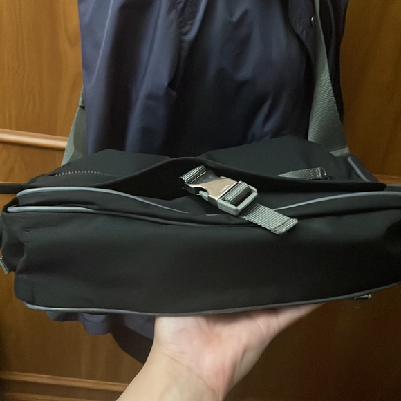 ‼️Sold‼️Authentic PRADA Sportside Crossbody Bag - Unisex❤️ - Picture 17 of 17